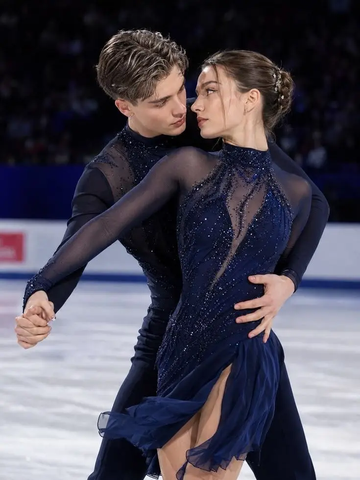 Bell089의 (enemy figure skater)