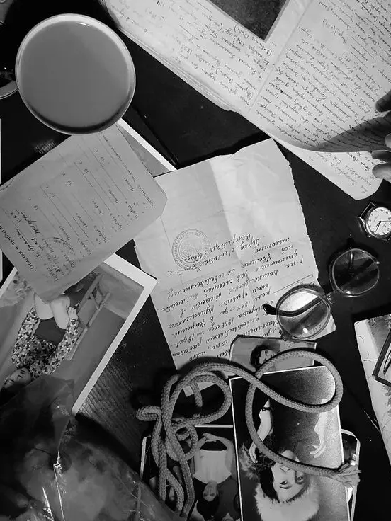 _sianx의 THERE'S SOMEONE.