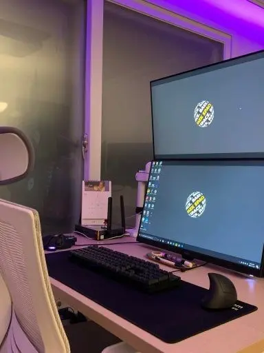 Im_astra의 평범한 나의 작업실