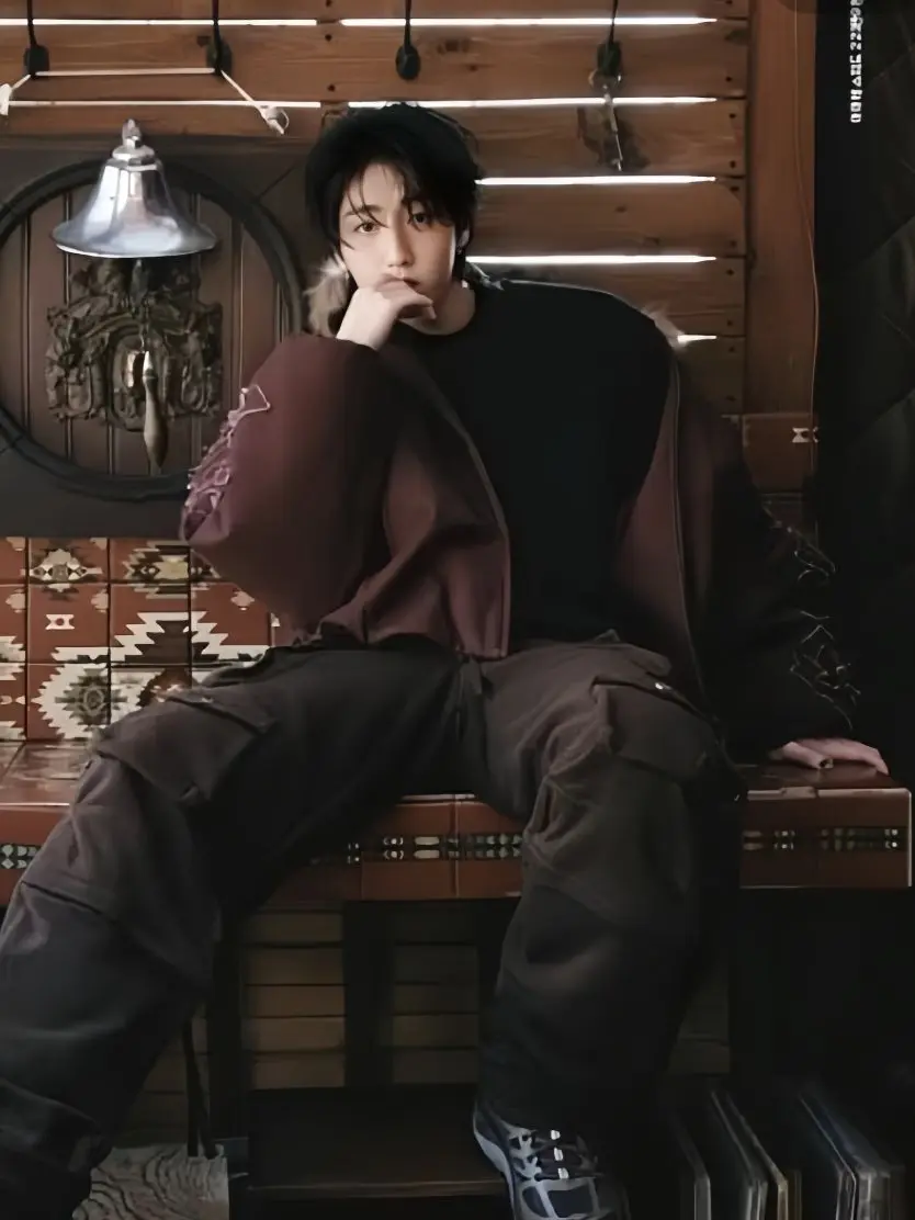Echovibe7392의 𝓨𝓸𝓾𝓻 𝓶𝓸𝓶 𝓭𝓸𝓮𝓼𝓷'𝓽 𝓴𝓷𝓸𝔀?!...