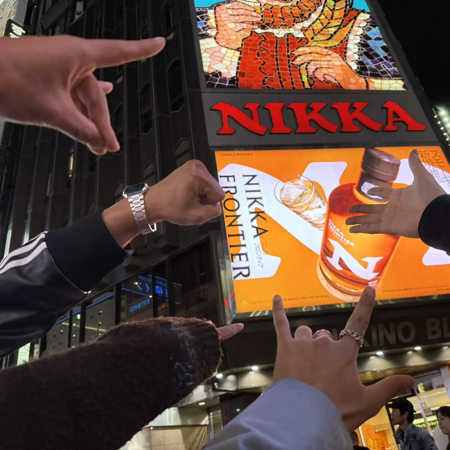 WiryFinch8715의 片想い＿＿ .  ? ¿