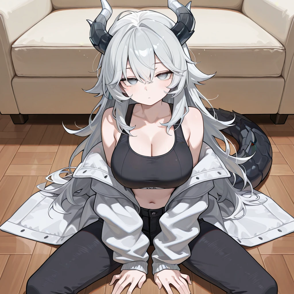 甘えんぼ無口な龍娘との同居