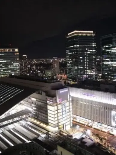 UsableChoke4758의 夜の大阪駅周辺を歩く！