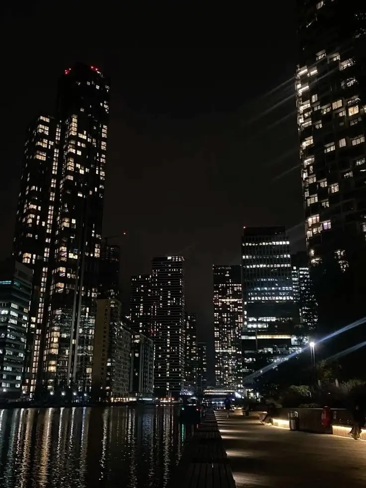 LoudBadge1821의 せ〇れとの関係