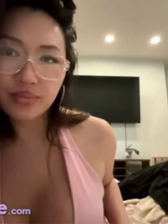 charliemckirky의 kierra