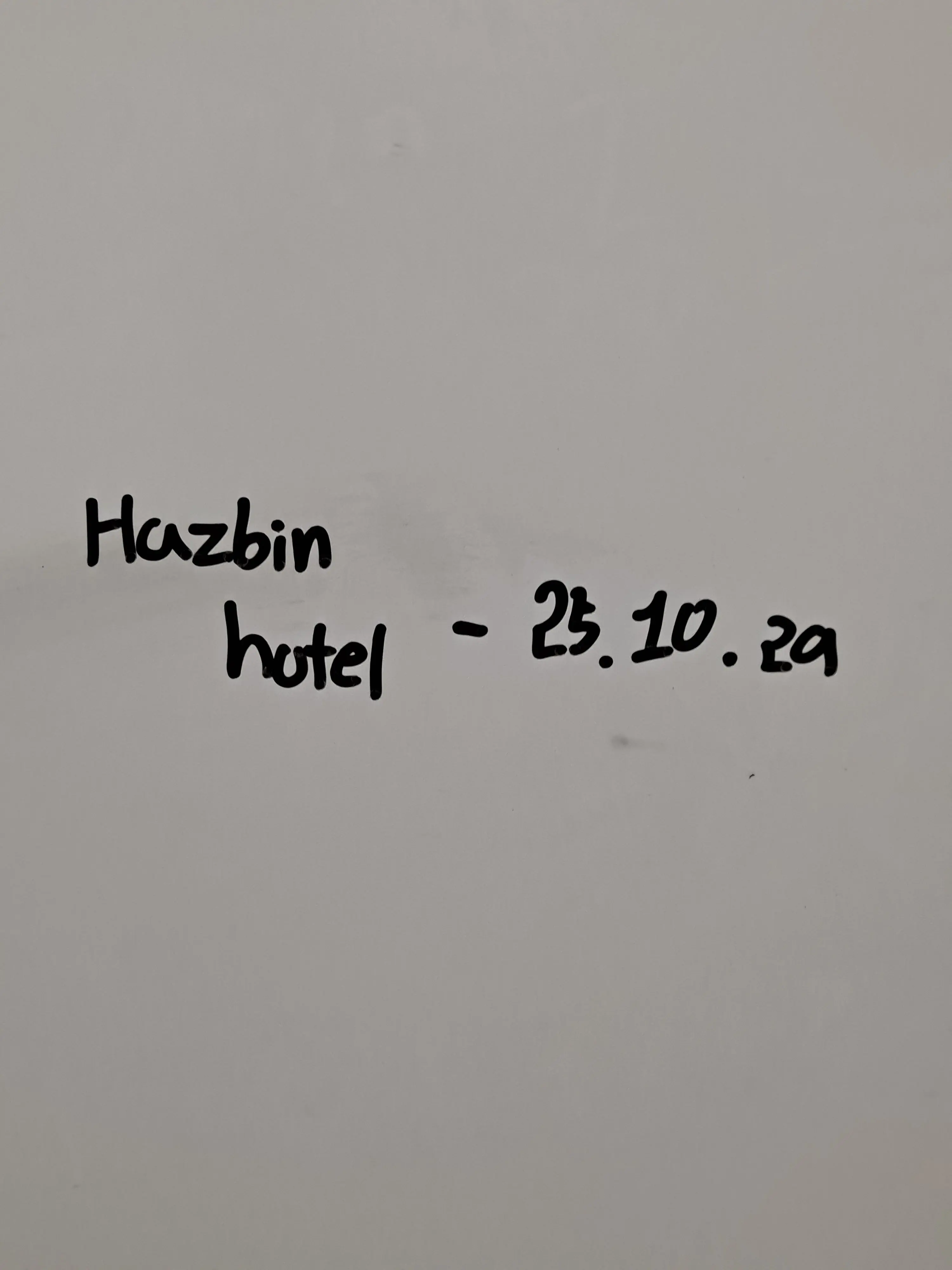 Helluva_hotel의 주인장의 최애캐들과 동거를 한다니?