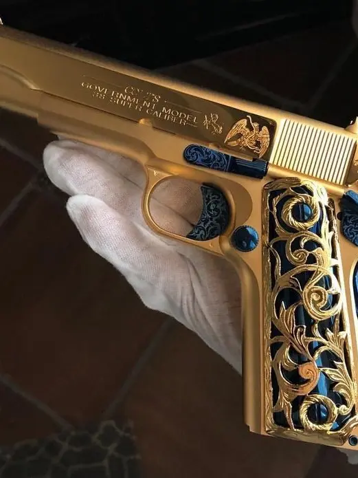 YUAK의 {{ 장난꾸러기 이세계 황태자 }}