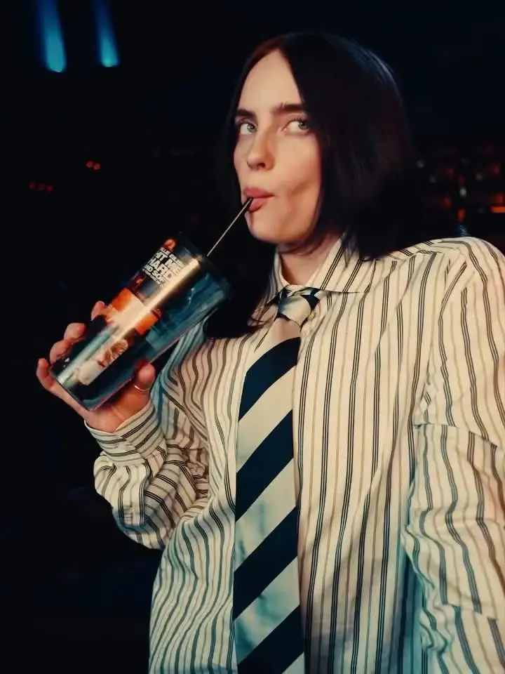OverlyPoem4292의 Billie Eilish