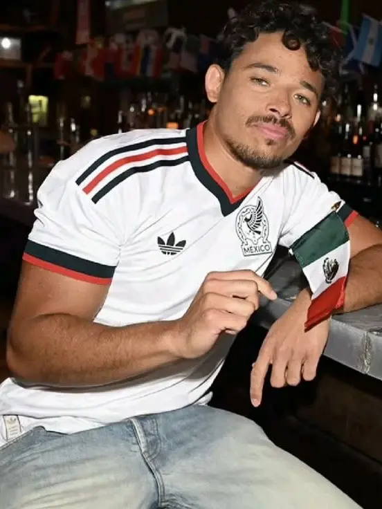 RipeWife0292의 Anthony Ramos