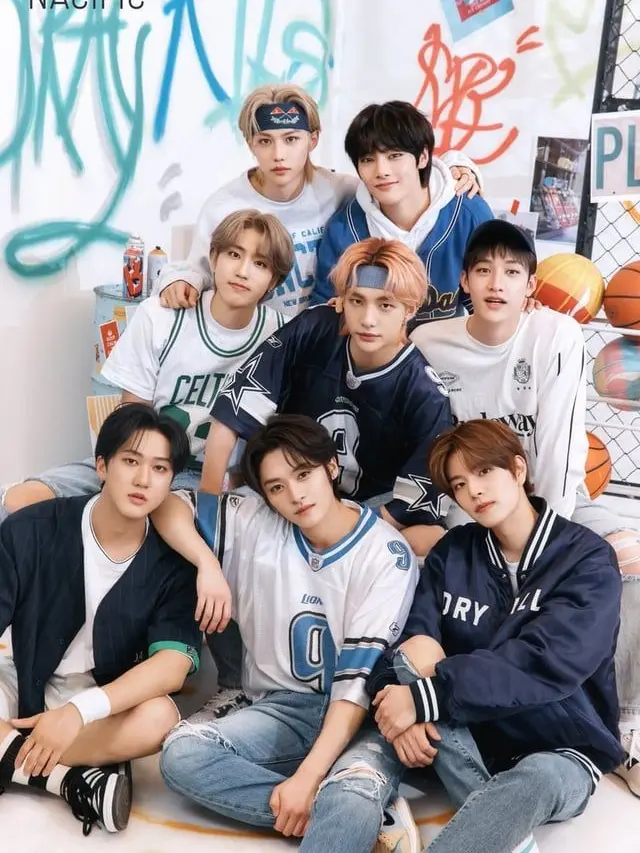 Kaira2513의 Skz-you're Lee Know's little sister