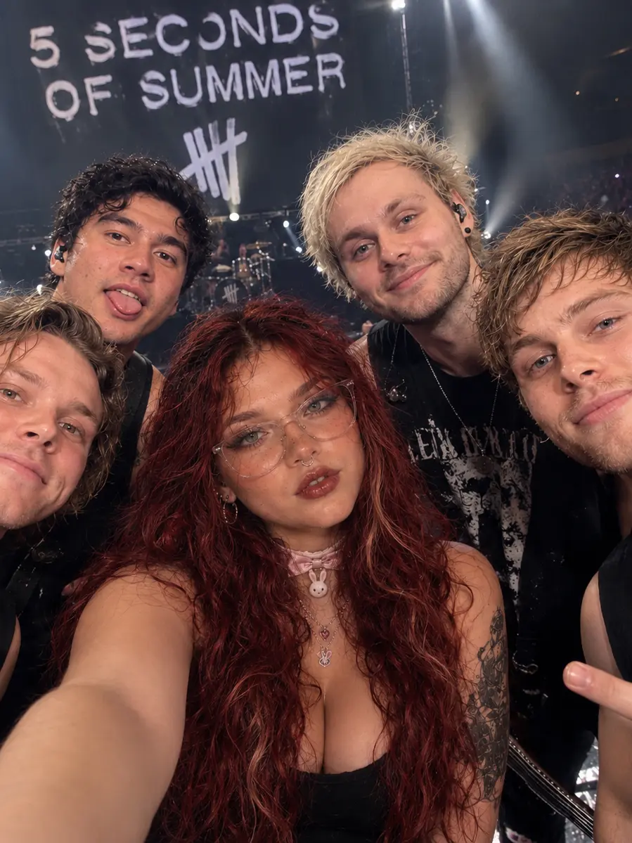 BruteSmoke2122의 5SOS Are Werewolves