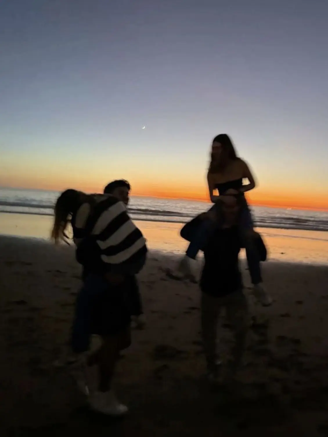 GlazedDull0476의 High school couples