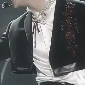 FMS.chandelier_147의 황현진