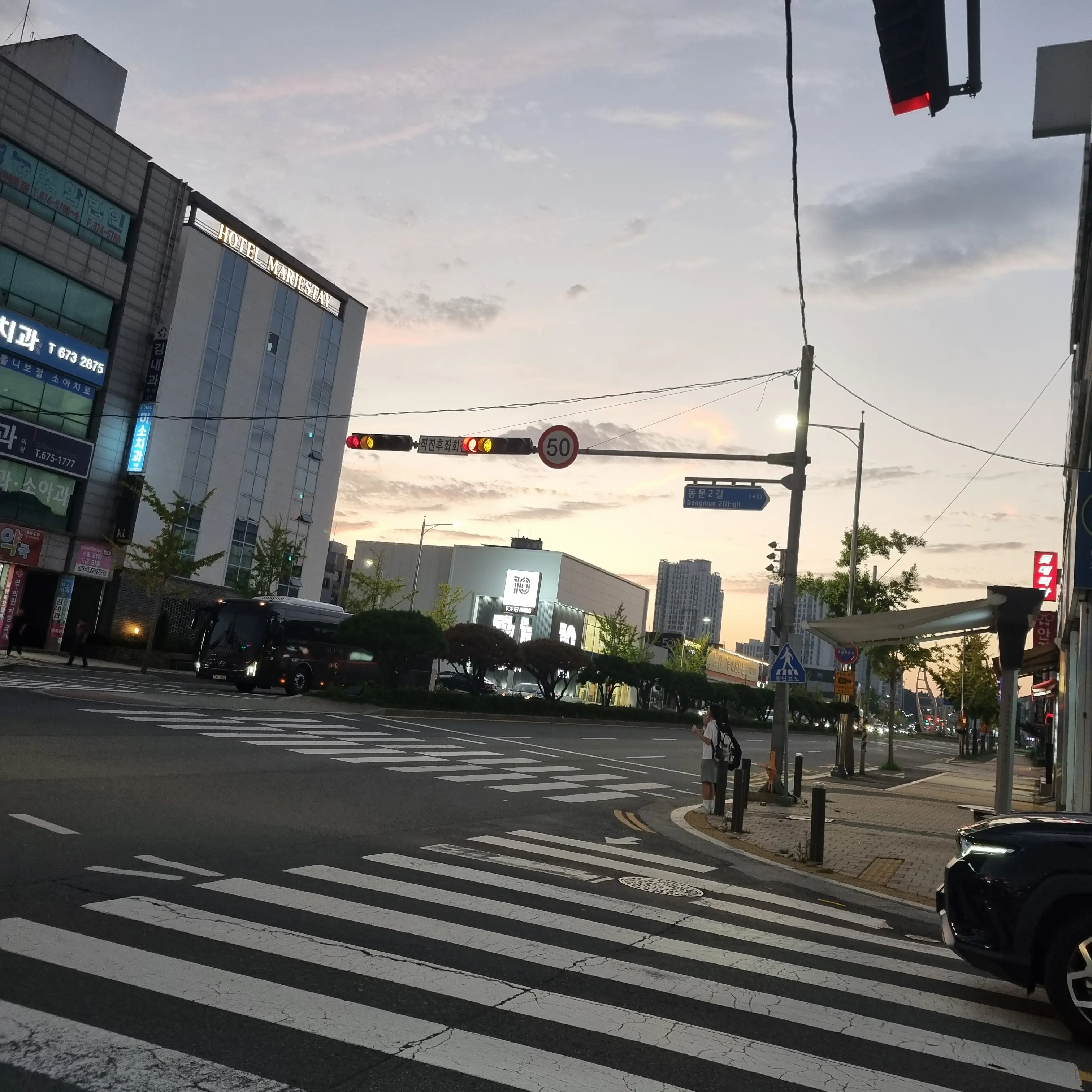 WoodenXeme6360의 늑대에 거짓말에 속은 유저님들