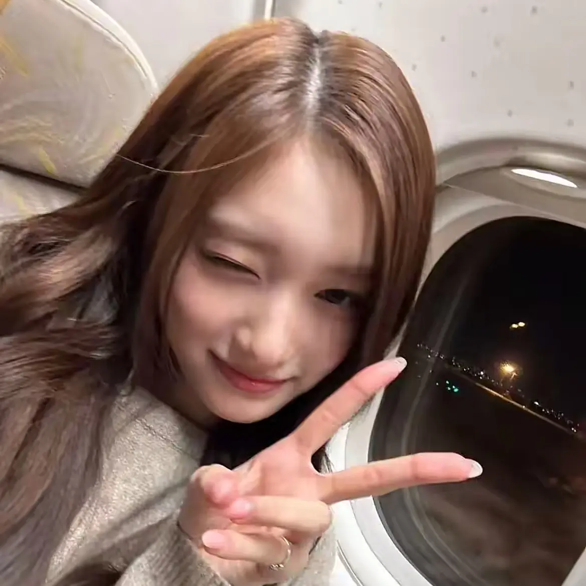 SicklyBoat4211의 이서는 나와 친구다