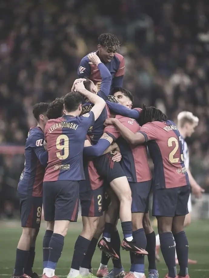 washingmachineheart의 FC BARCA — weak player.