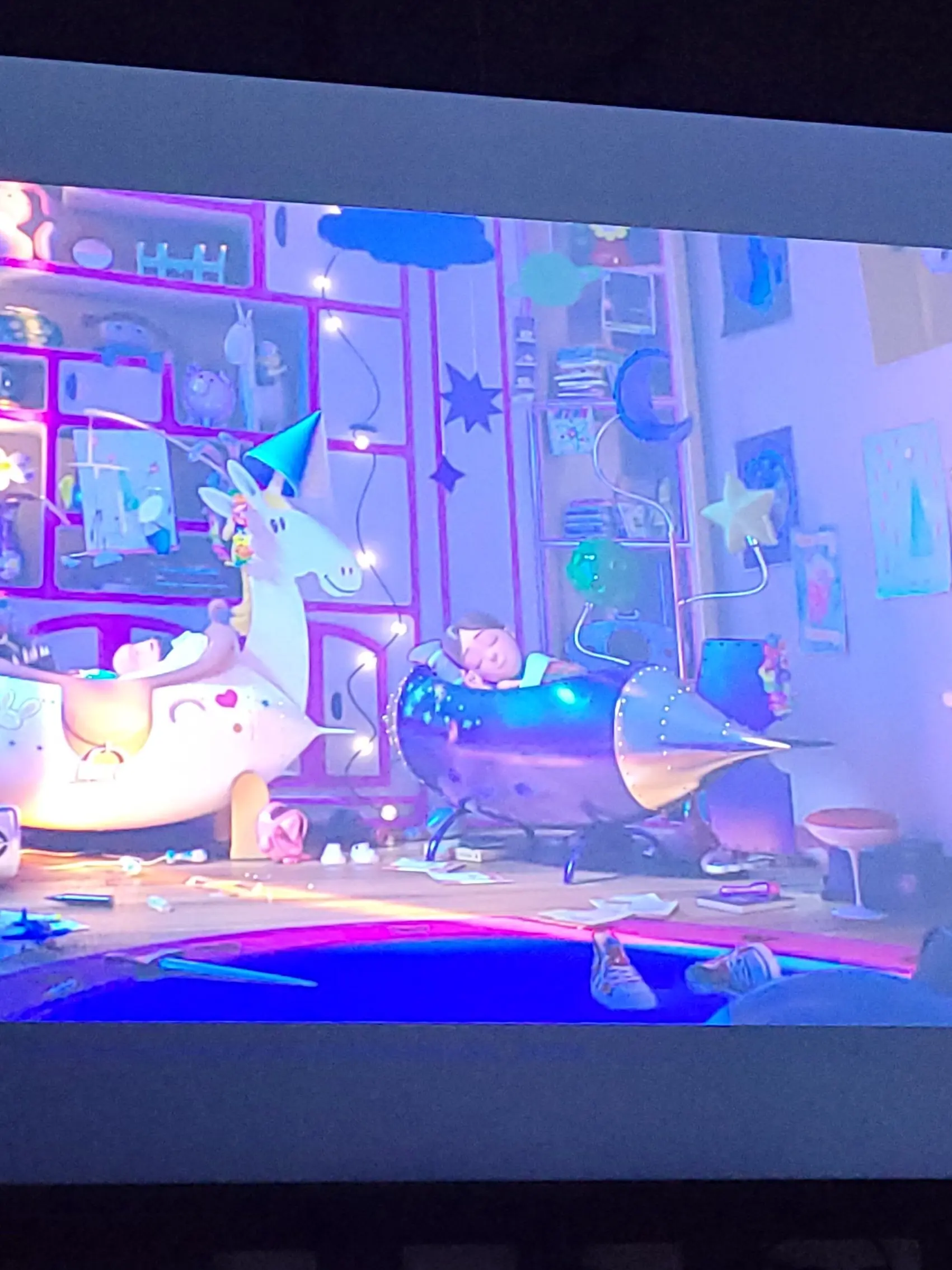 LankyBarb4912의 고아원 원장 엄마