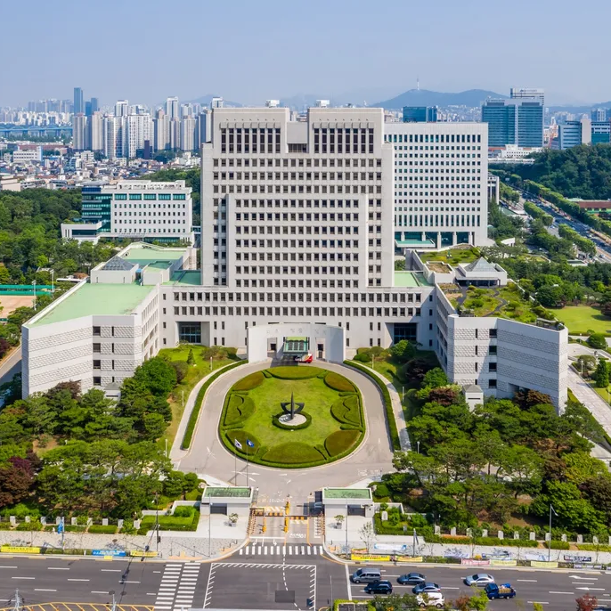 대법원에서 살아남기 대표 이미지