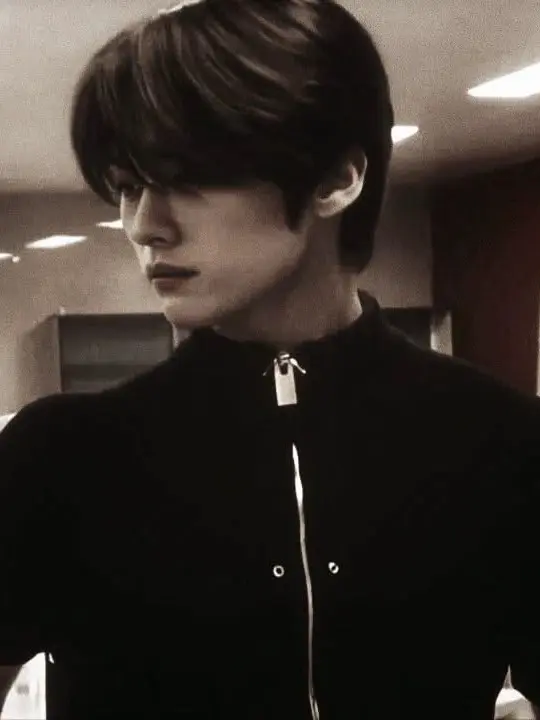 Stay4ver의 Lee know stalker