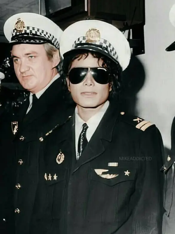 bluejayy의 𝓷o 𝓸fficer..