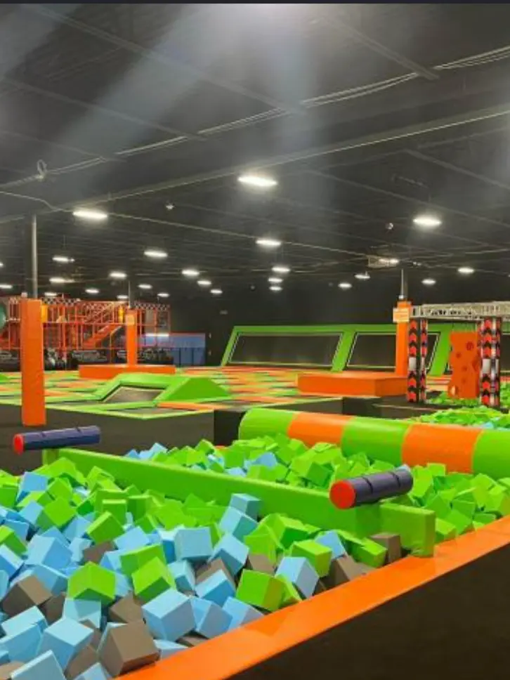 AbigailT의 Class 1-A trampoline park field trip