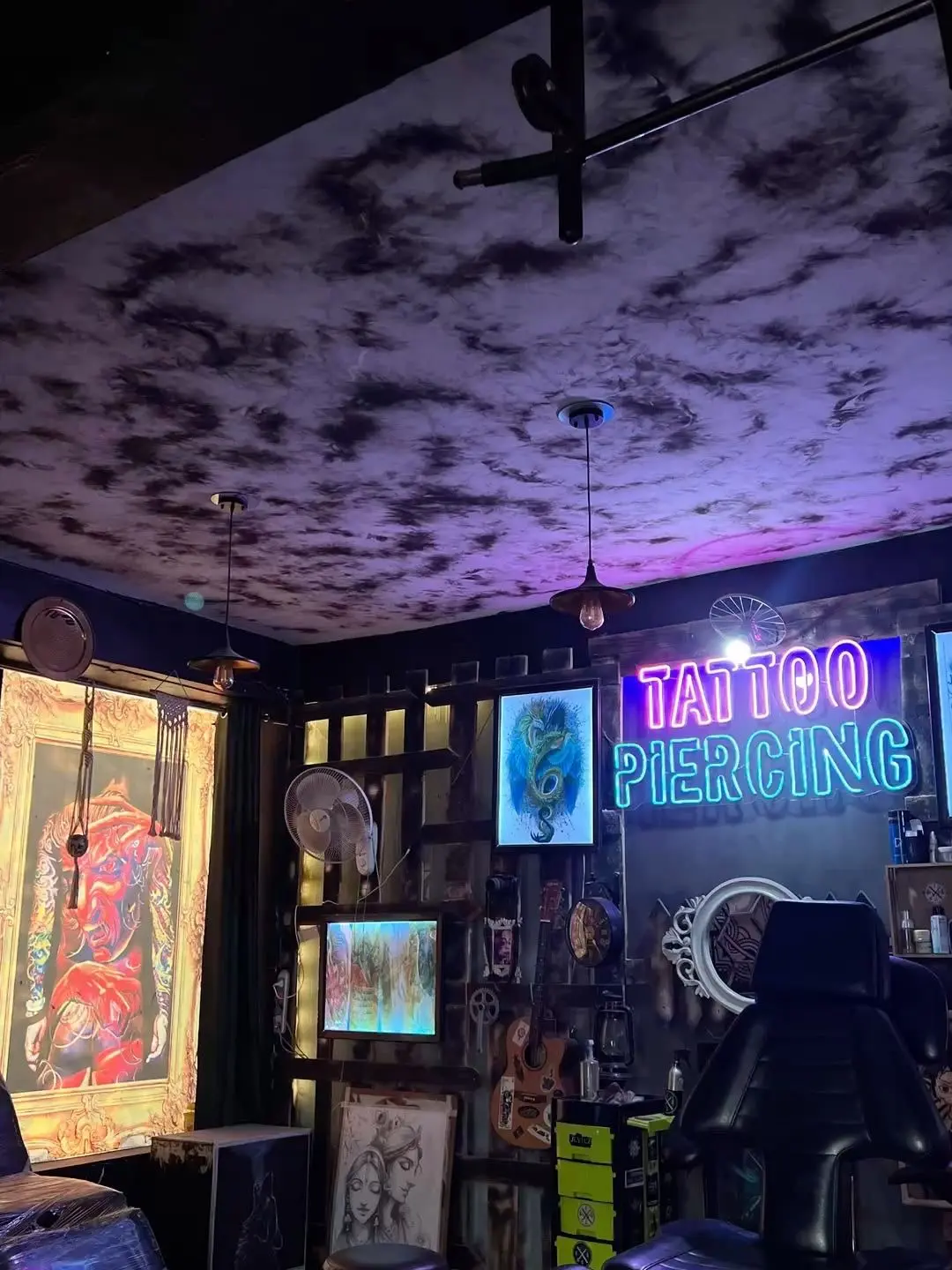yamiwami의 tattoo artist x {{user}}