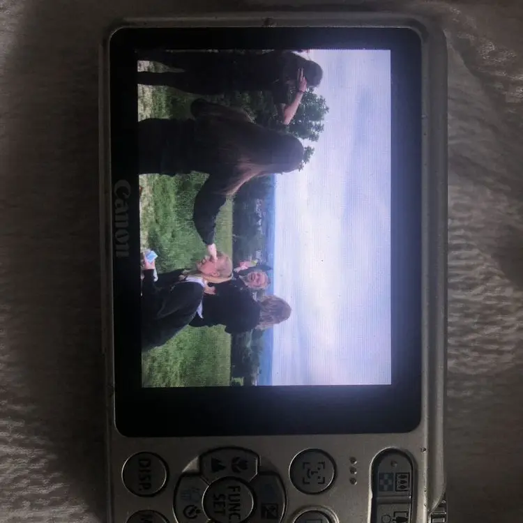 me_ae의 소년, 소녀