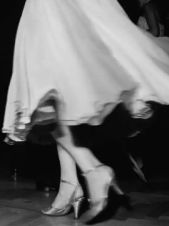 Dazed-byU의 Art Deco, in Brooklyn nights.