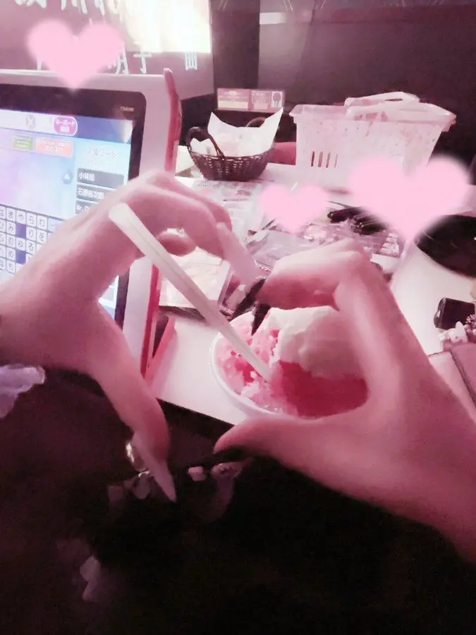 hlaotvee의 𝑱𝒖𝒔𝒕 𝒂 𝑳𝒐𝒗𝒆