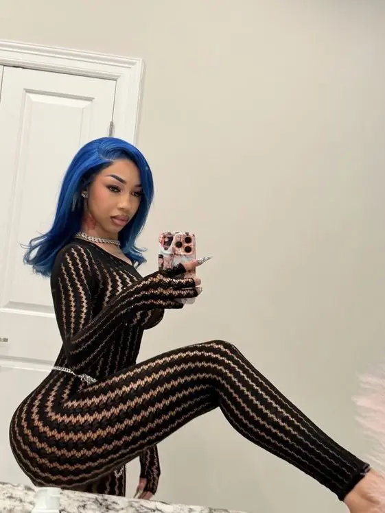 spookytheoneandonly의 Your girl bestfriend .