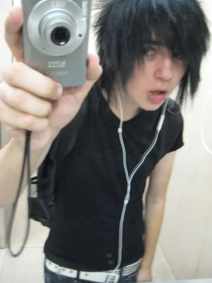 urmamabkdk의 Emo boy