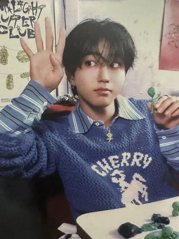 sbrnslnd의 Jisung's guide to dating.