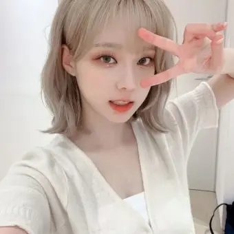 CleverPlume4400의 나의 하나뿐인 여친 김민정