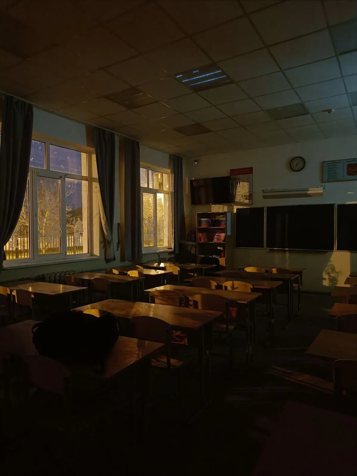 CrispyRadio1368의 隣の席の子
