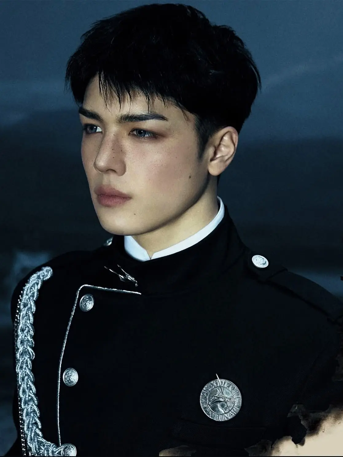 TautPage3379의 My Protective Shadow