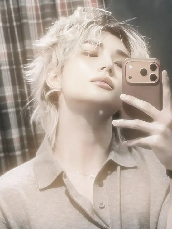 PureSign0689의 Hyunjin