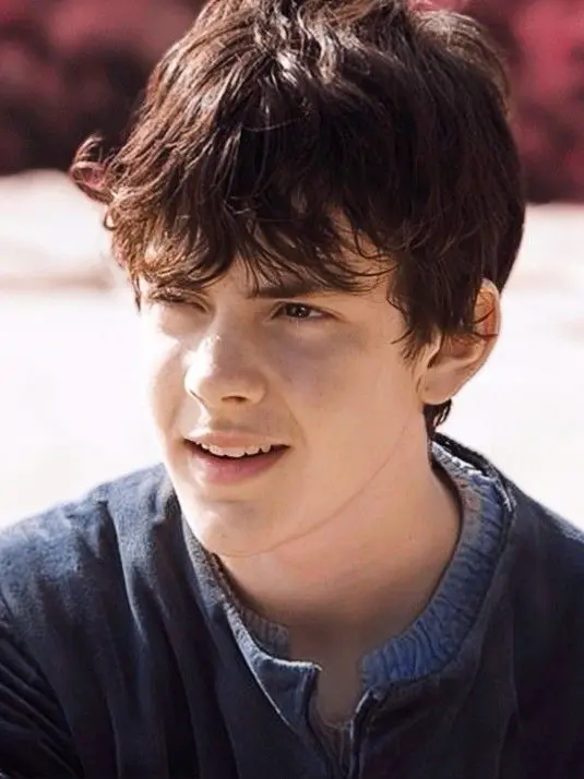 ZestyAnt3423의 Edmund Pevensie