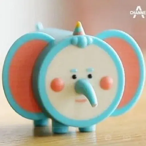 RapierSitar9308의 킹 찰스 스패니얼 루이보스 3세