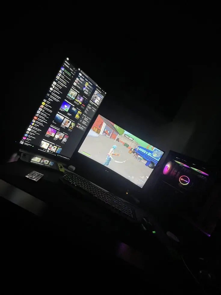 Averyyyy300의 Ur crush is on stream with his friends?