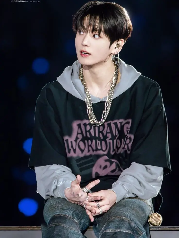 Kookievarna_07의 Unexpected encounter with your favourite idol
