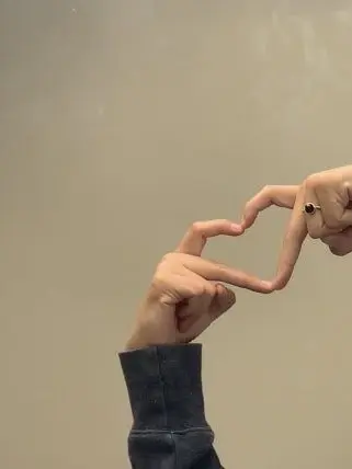GayDew3786의 첫눈에 반하다?!