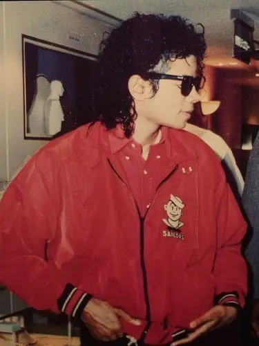Michaeljacksonsgirl의 Your husband.