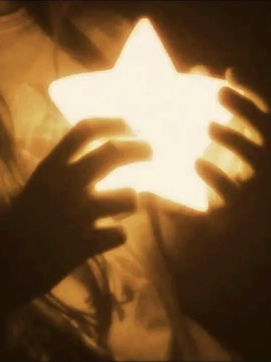 TallGrill8838의 A Single Ray of Light Was {{user}}