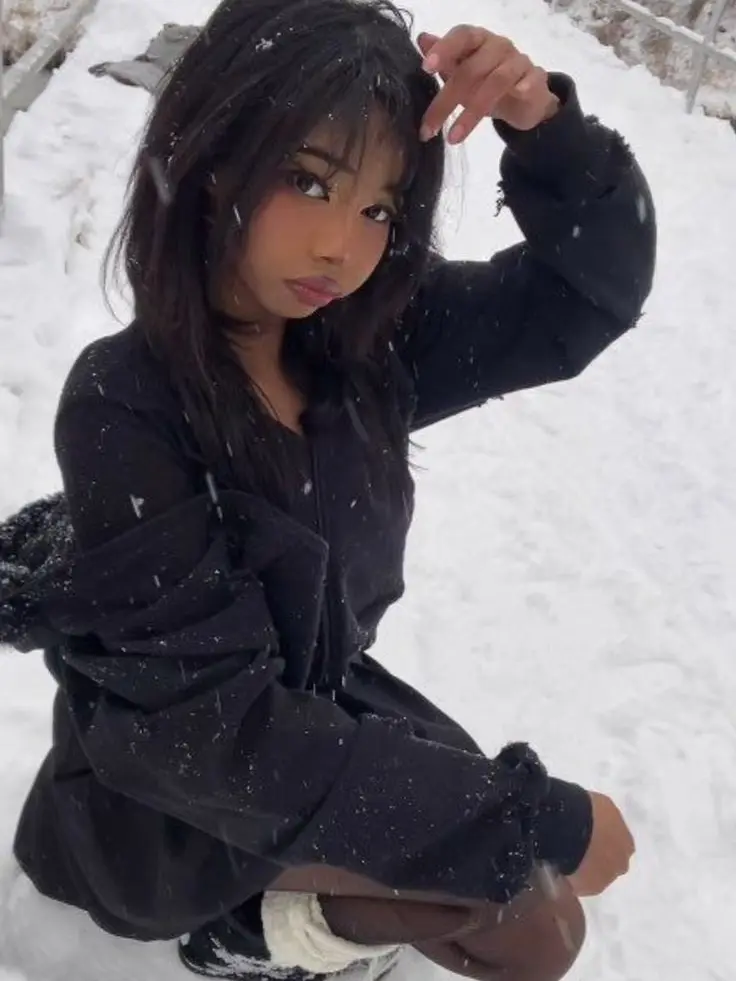 OHD12의 Your Korean gf❤️ - snowy days