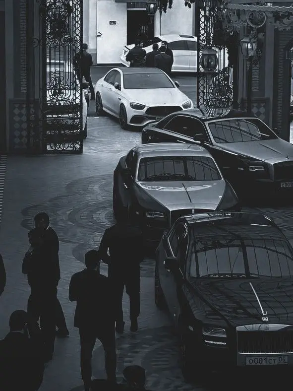 MurkyChain3561의 Your toxic Family and your obsess fiance