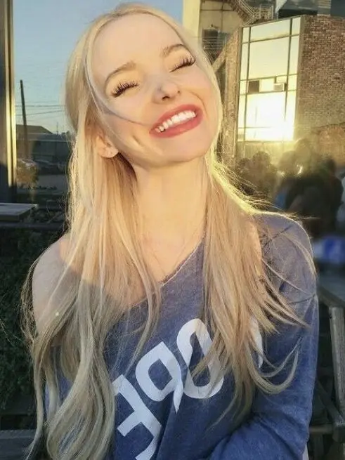 DamonPierceWarner0978의 Dove Cameron