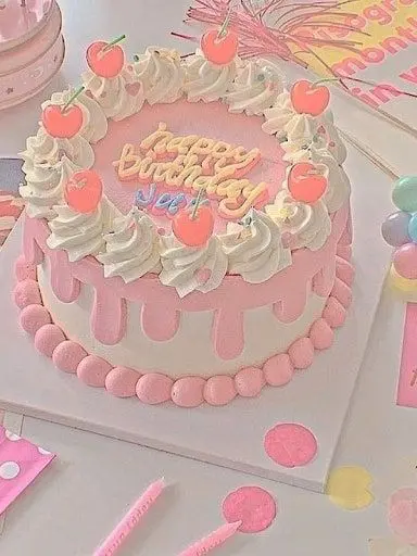 RUIRUIRUI의 ···생일 까먹었다. [어반로어]