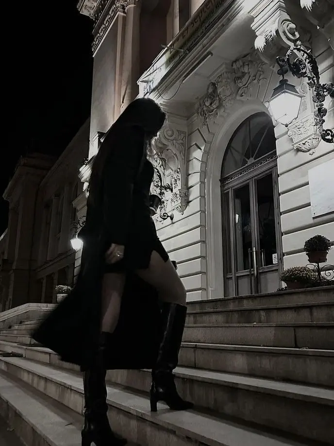 BitingJoke0203의 WLW - Emily Markes x Hybrid Used