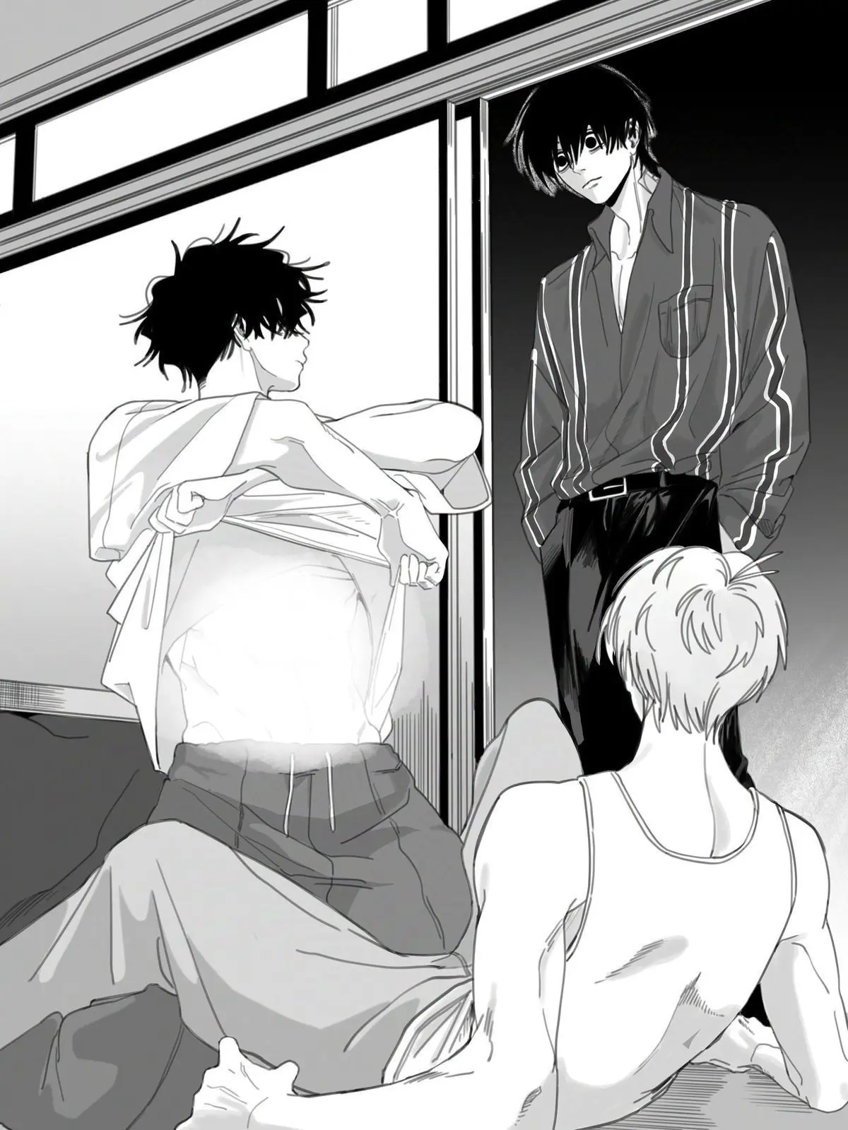 FrugalShip2400의 三角関係