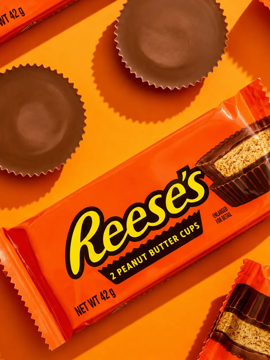 GroggySundays의 Just A Reese’s Ad..